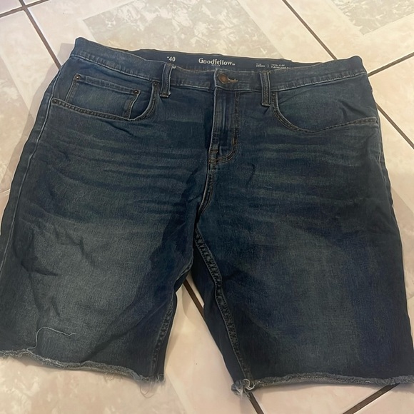 Goodfellow & CO Shorts - Picture 1 of 3